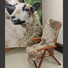 Pellavanvärinen istuinpäällinen kahdesta lampaantaljasta 170-180 cm