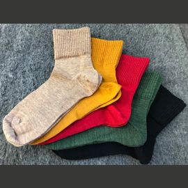 TARJOUS 16€/2 PARIA: Lambar Kiristämätön Hehku ohut merinovillasukka (80%)