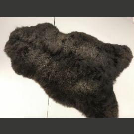 SUPERTARJOUS Upea luonnonvärinen musta Lampaantalja Islanninlammasta, luomuparkittu, pituus 100-110 cm (villa pidentää noin 5 cm taljaa joka suuntaan)