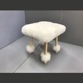 Valkoinen taljajakkara Turrimurri