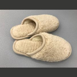 TARJOUS Carezza Merinovilla Pistokastossut Beige