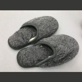 TARJOUS Carezza Merinovilla Pistokastossut Tummanharmaa