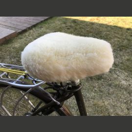 Taljaistuinpäällinen polkupyörän satulaan