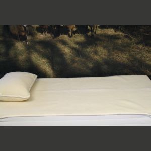 ESITTELYKAPPALE Carezza Patjanpäällinen Merinovillaa 80*200 ohut