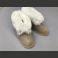 POISTOTUOTE Carezza beiget kenkäpohjaiset turkistossut valkoisella villalla